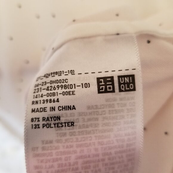 Uniqlo Polka Dot Button Down - Picture 4 of 5
